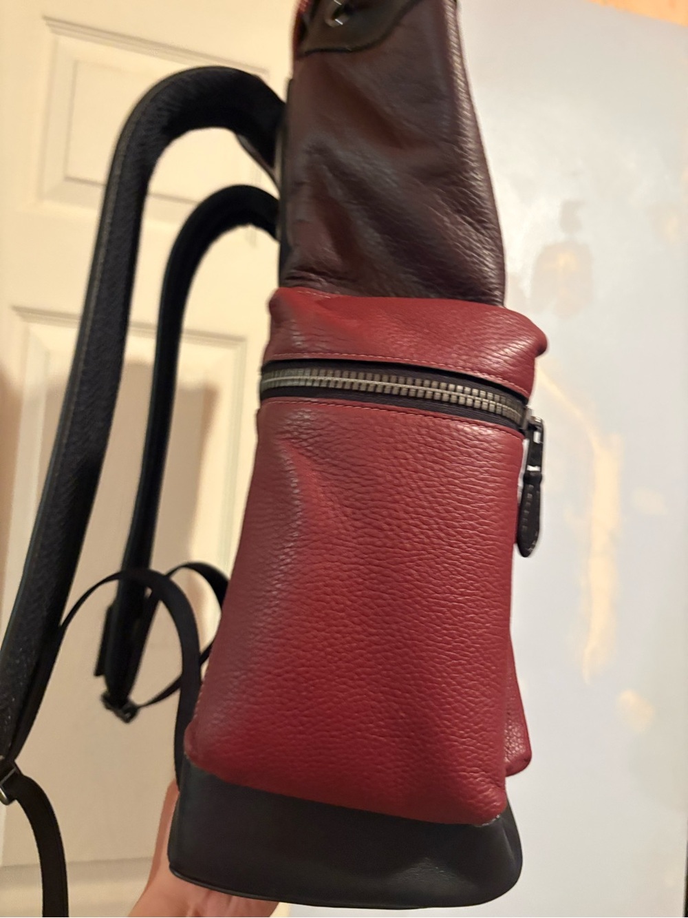 Coach Sprint Men’s Two-Tone Burgundy and Black Leather Backpack New - Picture 4 of 7